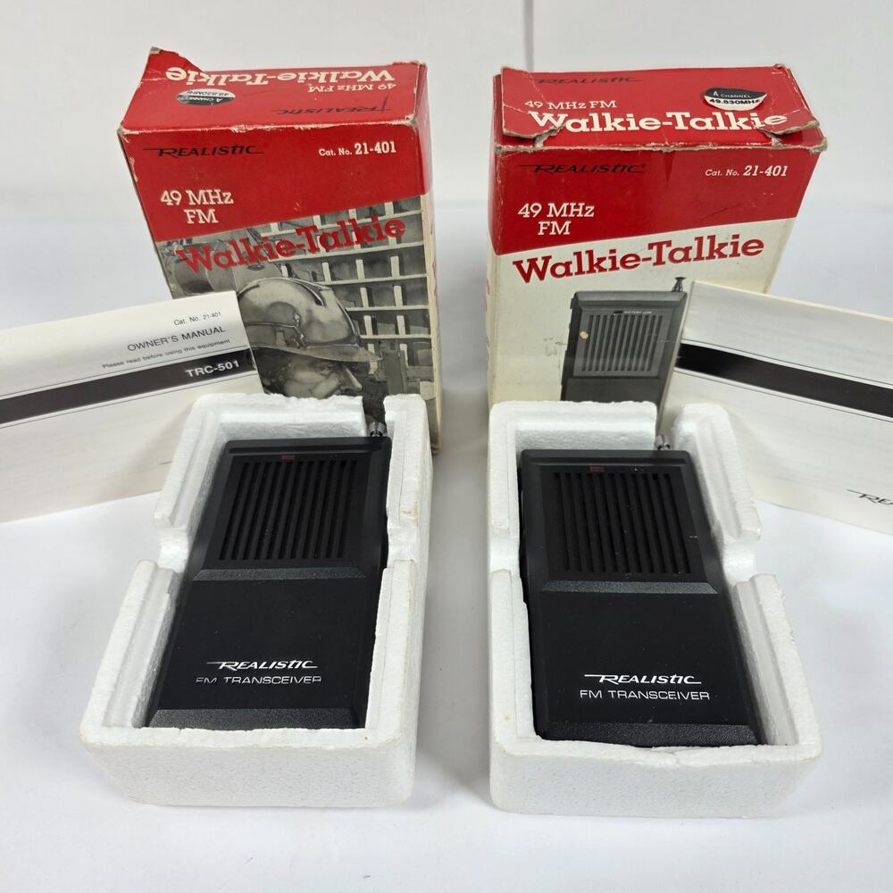 2 Vintage Realistic WalkieTalkies FM Transceiver 21-401 / 49 MHz Radio Shack Set